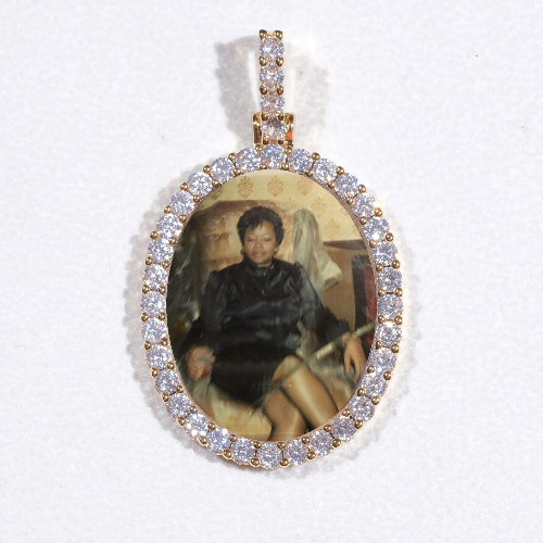 3D Oval Custom Picture Pendant