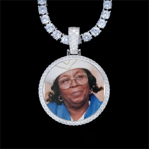 925S & VVS Moissanite 3D Circle Custom Picture Pendant