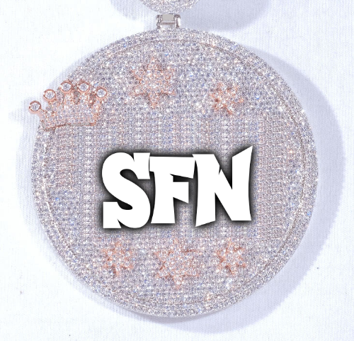 CUSTOM LETTER NECKLACE 3D BIG CROWN DISC