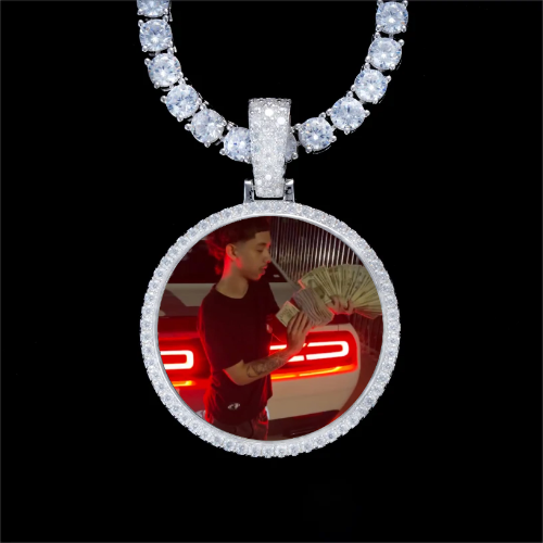925S & VVS Moissanite 3D Circle Custom Picture Pendant