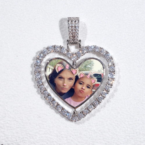 3D Spinning 2-Faced Heart Custom Picture Pendant