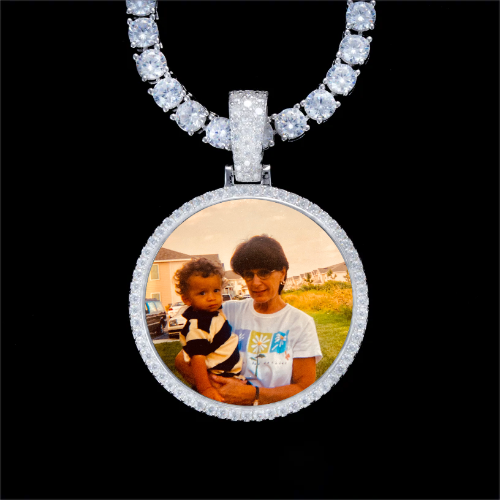 925S & VVS Moissanite 3D Circle Custom Picture Pendant