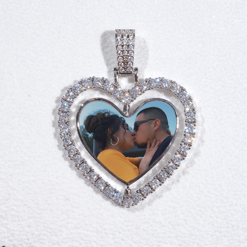 3D Spinning 2-Faced Heart Custom Picture Pendant