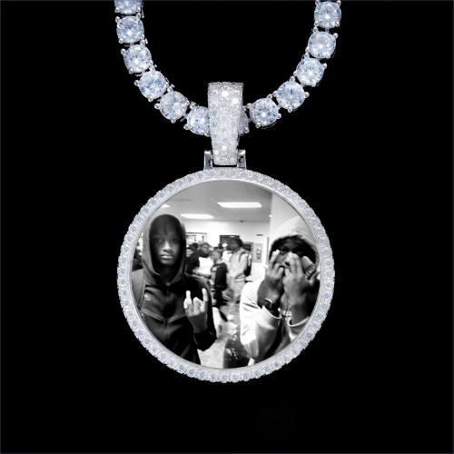 925S & VVS Moissanite 3D Circle Custom Picture Pendant