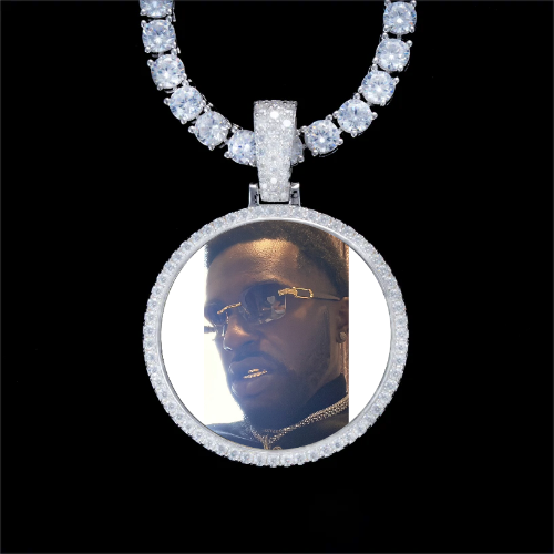 925S & VVS Moissanite 3D Circle Custom Picture Pendant