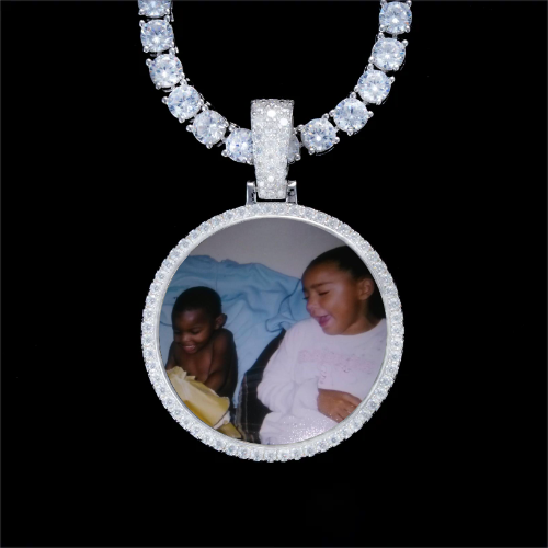 925S & VVS Moissanite 3D Circle Custom Picture Pendant