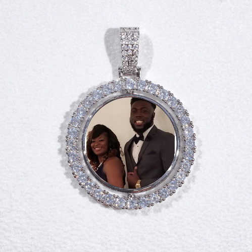 3D Spinning 2-Faced Custom Picture Pendant