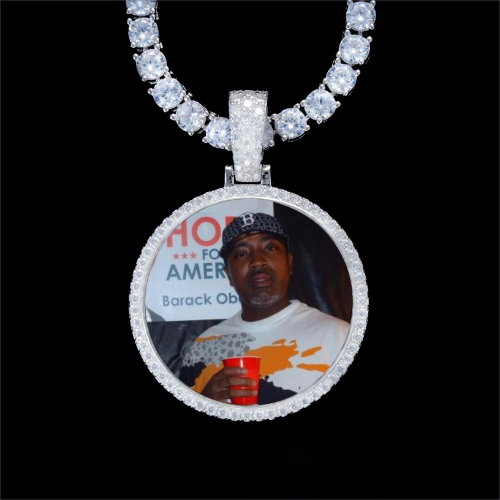 925S & VVS Moissanite 3D Circle Custom Picture Pendant