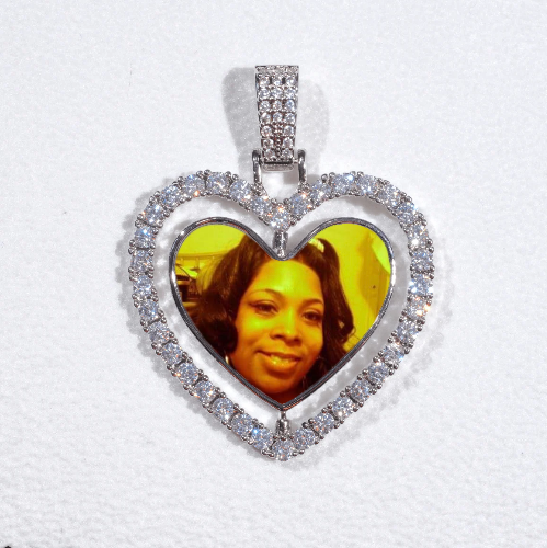 3D Spinning 2-Faced Heart Custom Picture Pendant