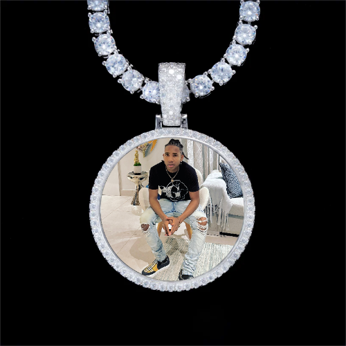 925S & VVS Moissanite 3D Circle Custom Picture Pendant