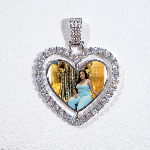 3D Spinning 2-Faced Heart Custom Picture Pendant