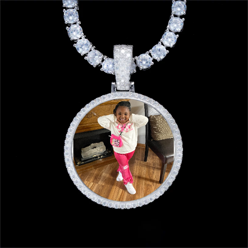 925S & VVS Moissanite 3D Circle Custom Picture Pendant
