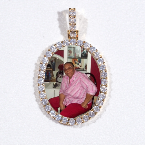 3D Oval Custom Picture Pendant