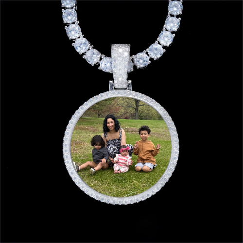 925S & VVS Moissanite 3D Circle Custom Picture Pendant