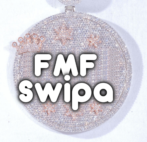 CUSTOM LETTER NECKLACE 3D BIG CROWN DISC