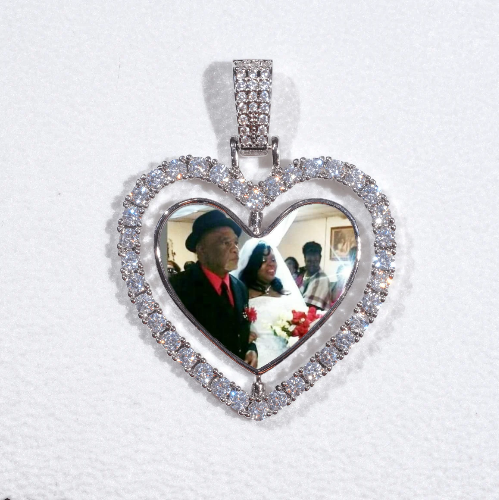 3D Spinning 2-Faced Heart Custom Picture Pendant