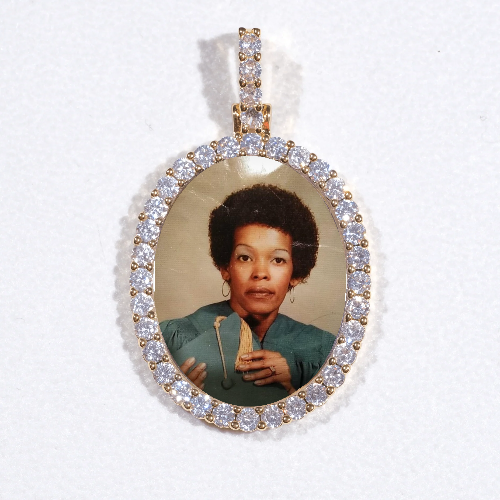 3D Oval Custom Picture Pendant