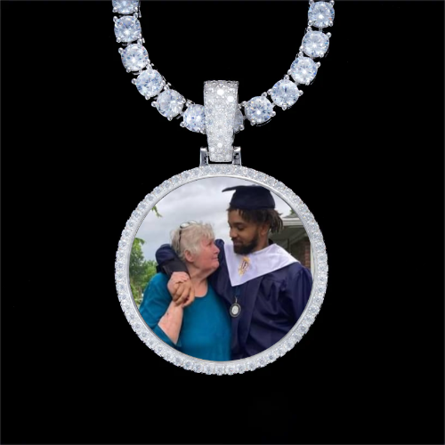 925S & VVS Moissanite 3D Circle Custom Picture Pendant