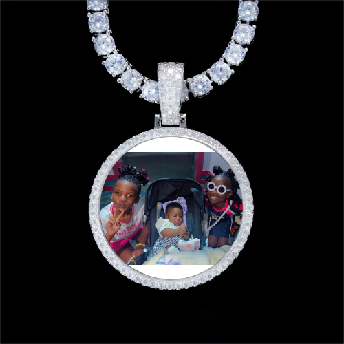 925S & VVS Moissanite 3D Circle Custom Picture Pendant