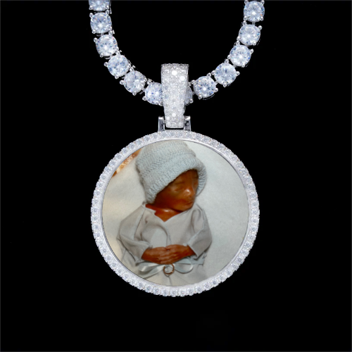 925S & VVS Moissanite 3D Circle Custom Picture Pendant