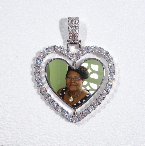 3D Spinning 2-Faced Heart Custom Picture Pendant