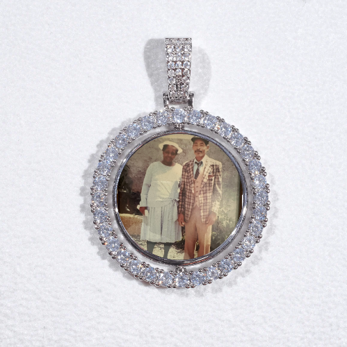 3D Spinning 2-Faced Custom Picture Pendant