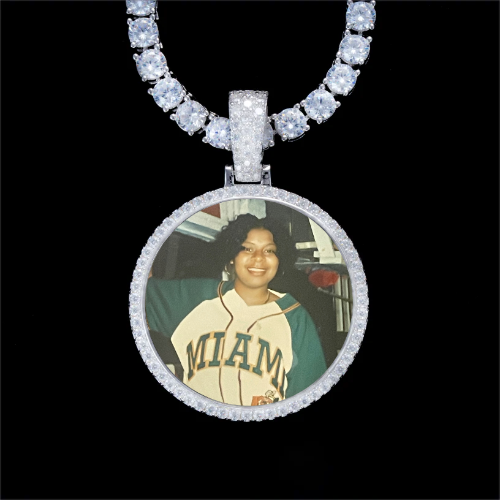 925S & VVS Moissanite 3D Circle Custom Picture Pendant