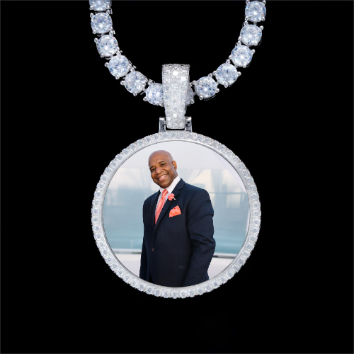 925S & VVS Moissanite 3D Circle Custom Picture Pendant