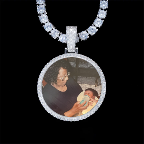 925S & VVS Moissanite 3D Circle Custom Picture Pendant