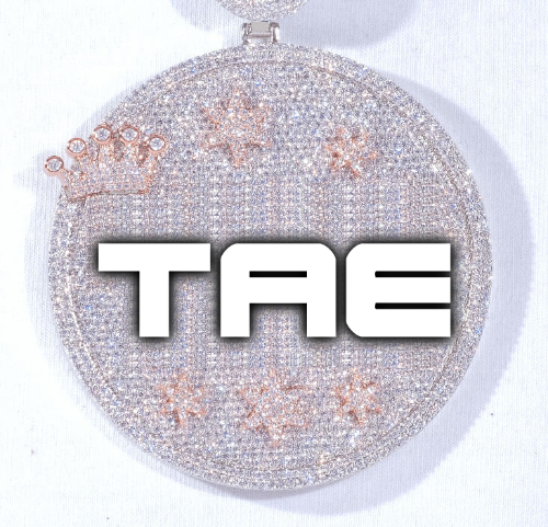 CUSTOM LETTER NECKLACE 3D BIG CROWN DISC