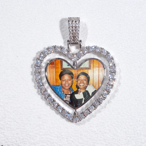 3D Spinning 2-Faced Heart Custom Picture Pendant