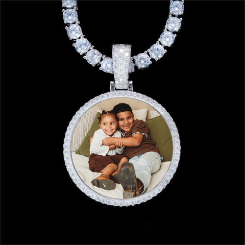 925S & VVS Moissanite 3D Circle Custom Picture Pendant