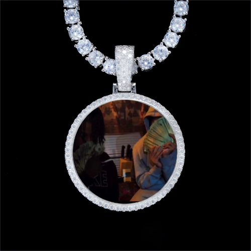 925S & VVS Moissanite 3D Circle Custom Picture Pendant