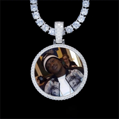 925S & VVS Moissanite 3D Circle Custom Picture Pendant