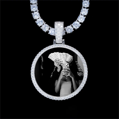 925S & VVS Moissanite 3D Circle Custom Picture Pendant