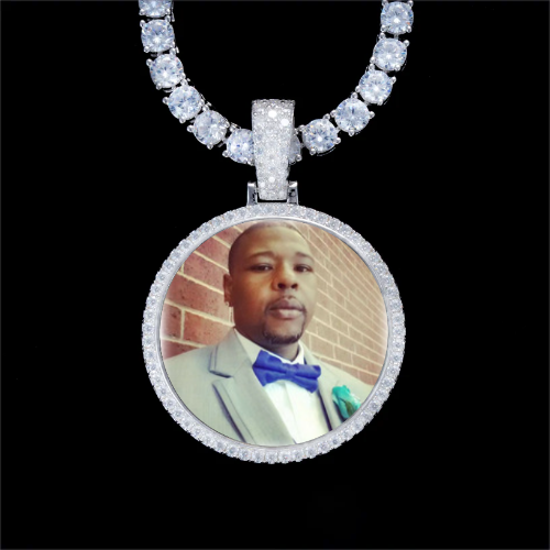 925S & VVS Moissanite 3D Circle Custom Picture Pendant