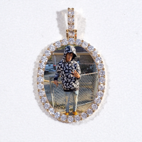 3D Oval Custom Picture Pendant
