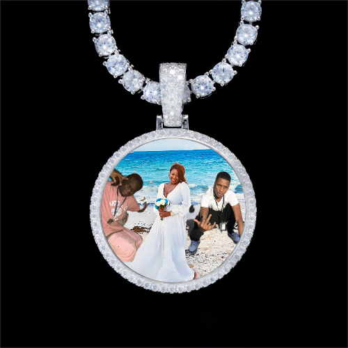 925S & VVS Moissanite 3D Circle Custom Picture Pendant