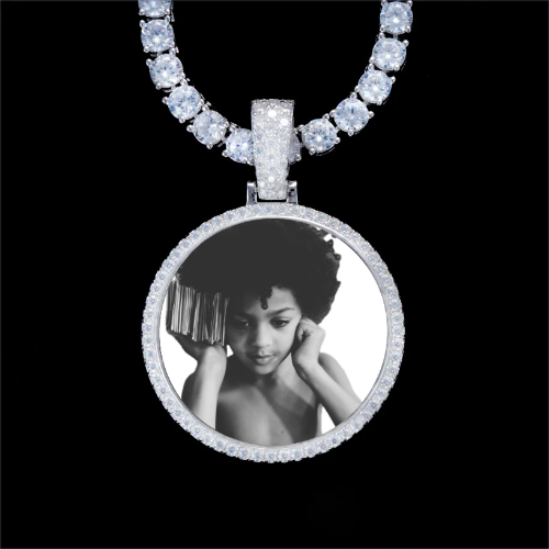 925S & VVS Moissanite 3D Circle Custom Picture Pendant