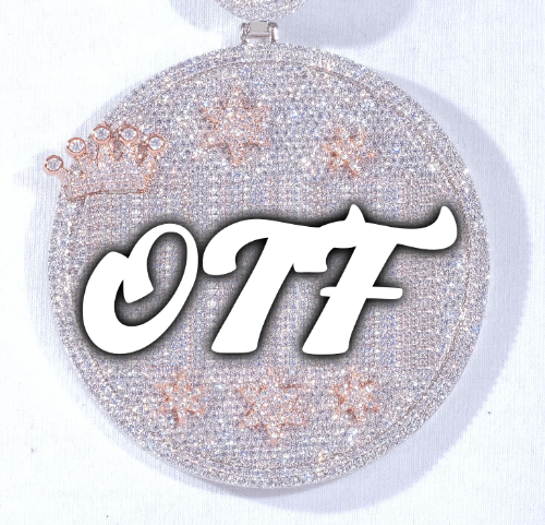 CUSTOM LETTER NECKLACE 3D BIG CROWN DISC