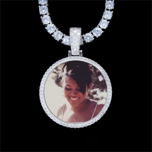 925S & VVS Moissanite 3D Circle Custom Picture Pendant