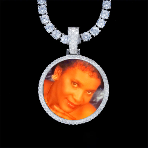 925S & VVS Moissanite 3D Circle Custom Picture Pendant