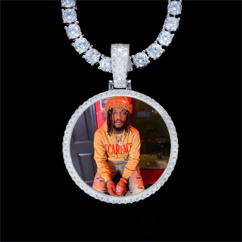 925S & VVS Moissanite 3D Circle Custom Picture Pendant