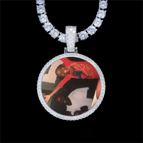 925S & VVS Moissanite 3D Circle Custom Picture Pendant