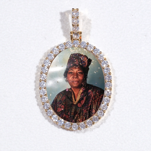 3D Oval Custom Picture Pendant