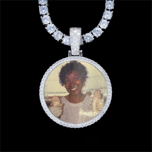 925S & VVS Moissanite 3D Circle Custom Picture Pendant