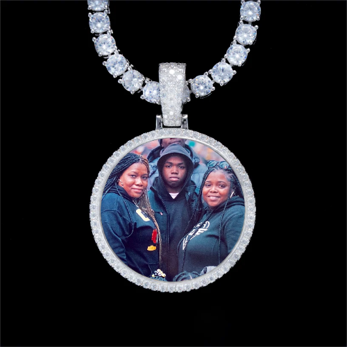 925S & VVS Moissanite 3D Circle Custom Picture Pendant