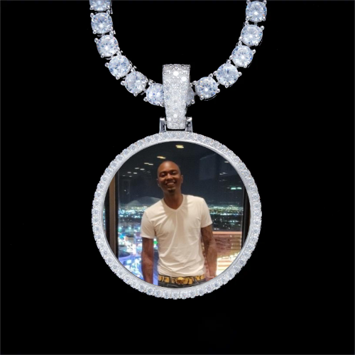 925S & VVS Moissanite 3D Circle Custom Picture Pendant