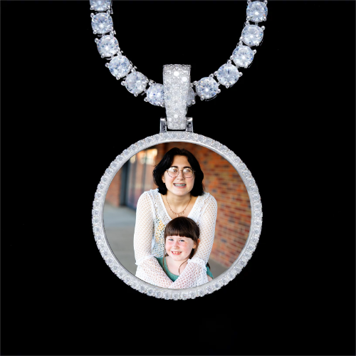 925S & VVS Moissanite 3D Circle Custom Picture Pendant