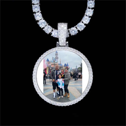 925S & VVS Moissanite 3D Circle Custom Picture Pendant